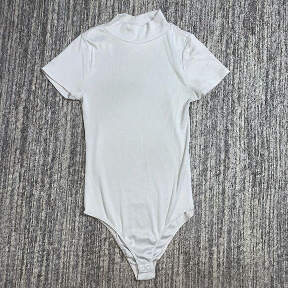 Poof New York Women's Small Cream Knit Short Sleeve One Piece Bodysuit High Neck - Picture 1 of 6